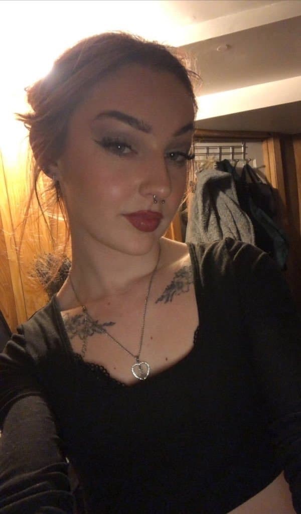 Look at this dumb clown fuck toy bitch is so dumb and stretched out she begs for cock