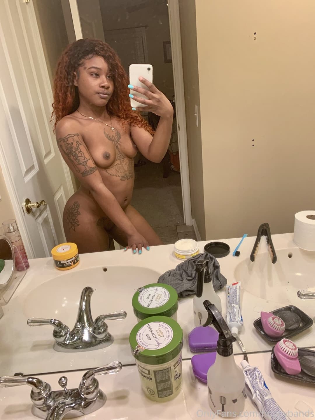 Hogany Sexy Ebony Stripper