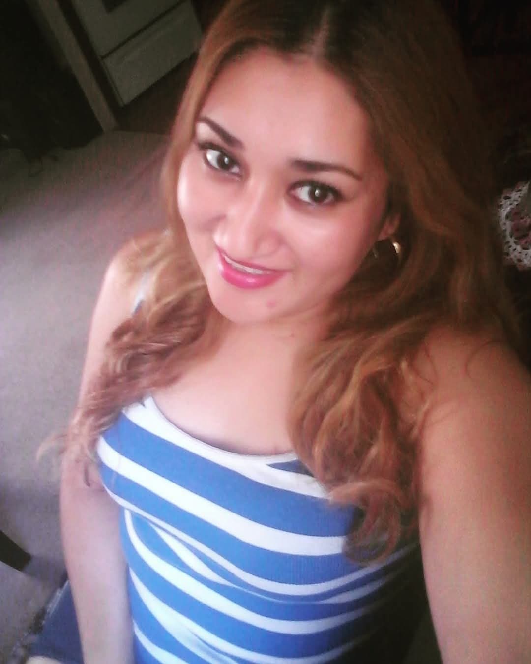 Mom and niece(fake)nudes