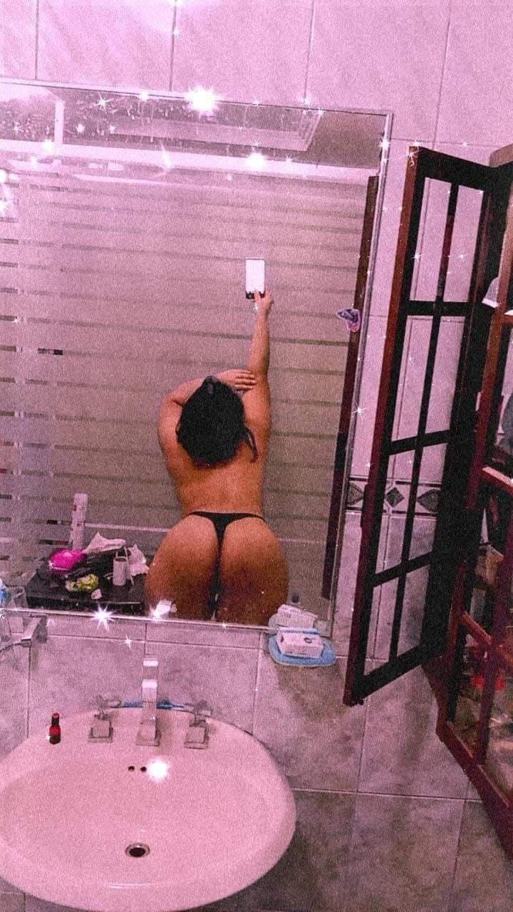 Click to view full size Francheska una nena con unas tetas gigantescas