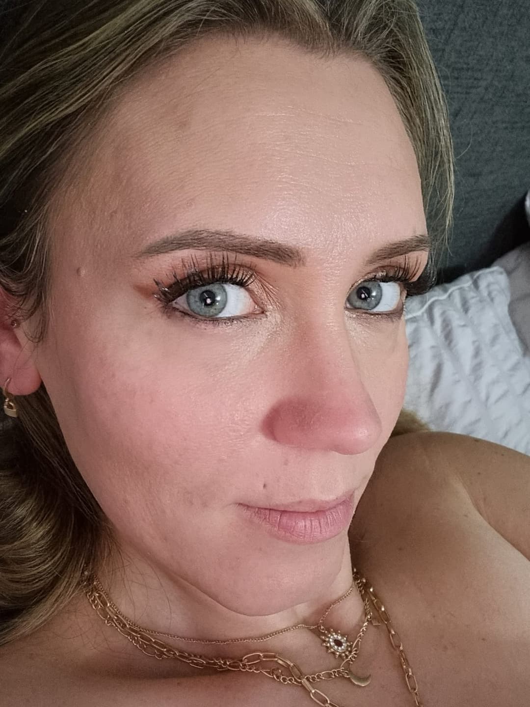 Wife sucking a stranger