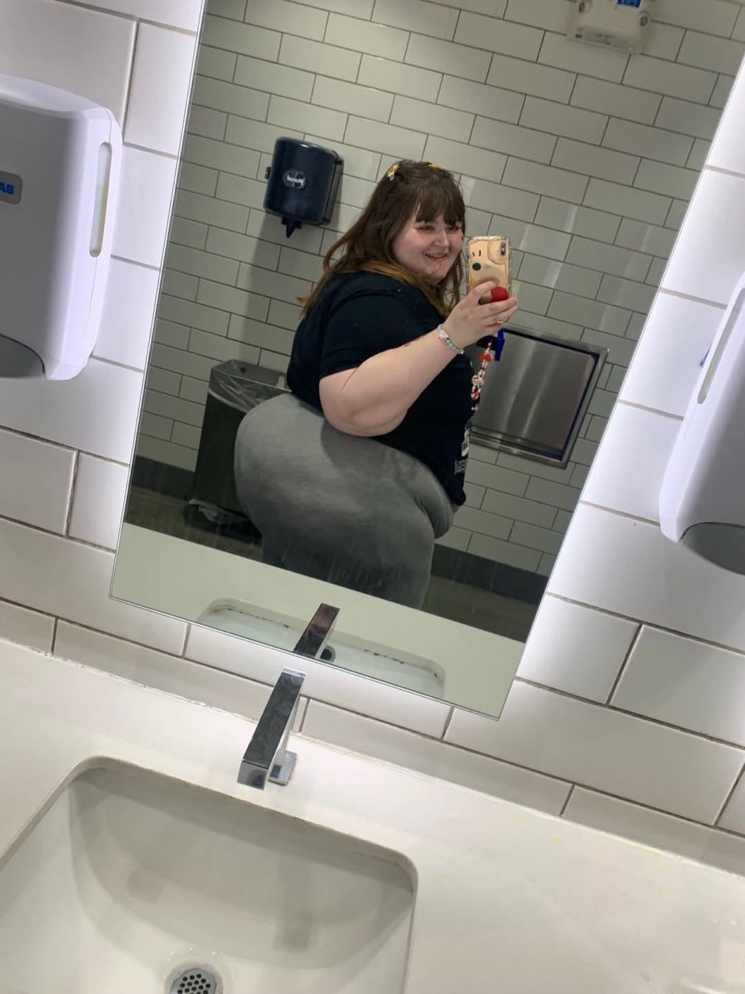 SSBBW HUGE BIG OLE ASS BOOTY