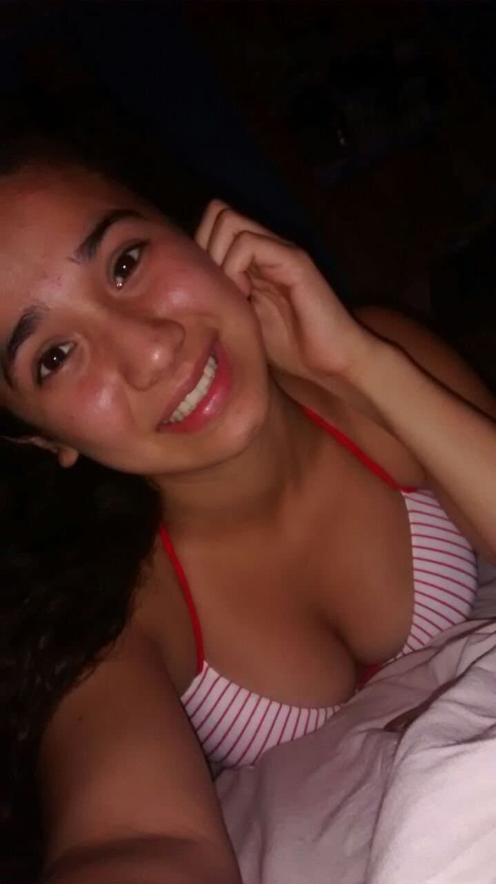 Pendejas argentinas ! Milipilis y más... Carpeta de 30gb disponible. Info por chat privado