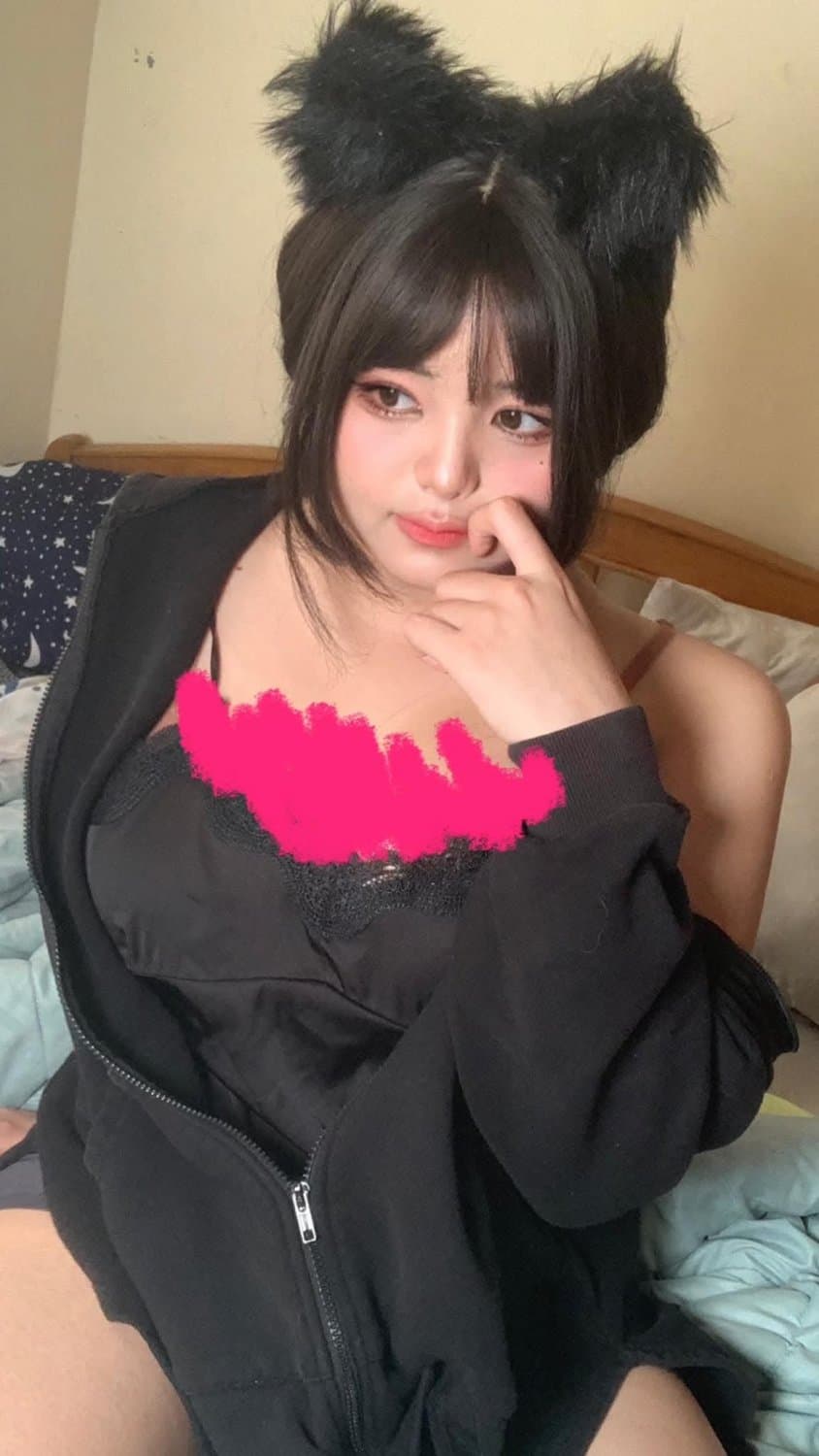 Pinay [part 2] cosplayer nagpakinantot sa kanyang stepfather