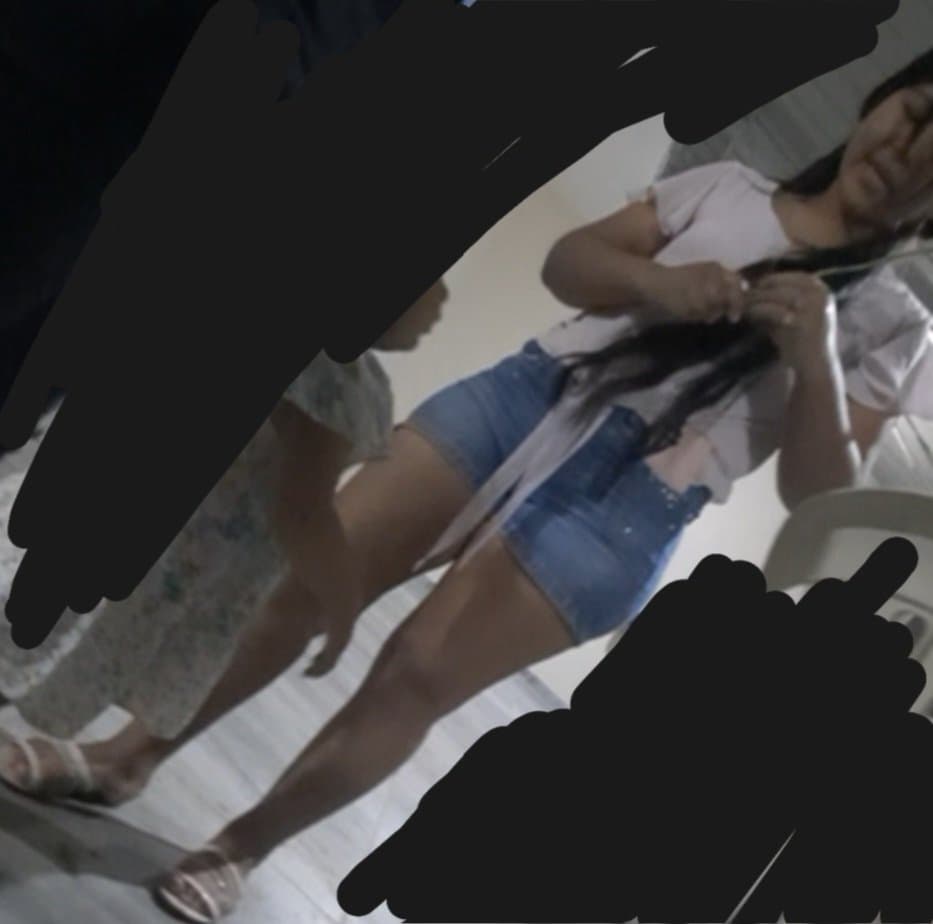 karla lorena heredia salinas espiada, no se da cuenta, amiga