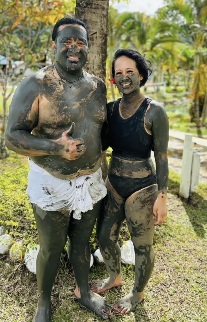 Husband shares his wife Randa nudes