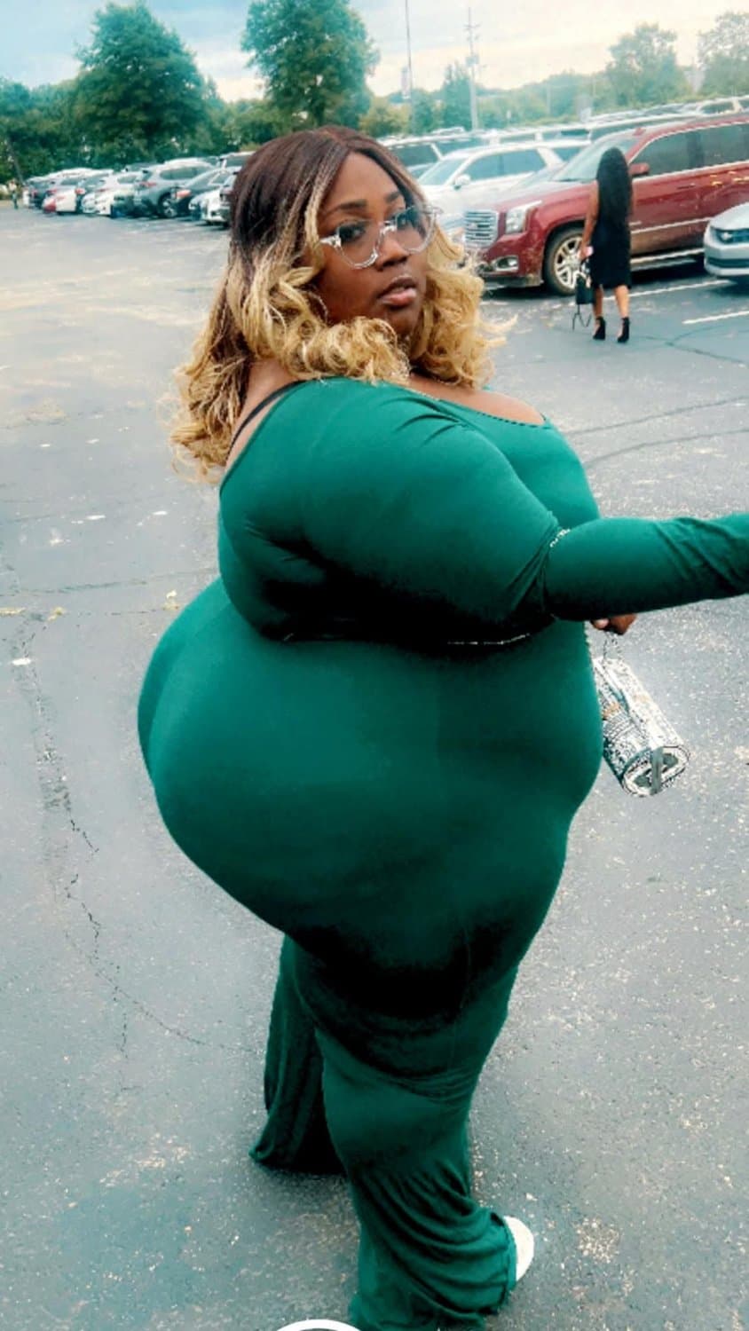 SSBBW EBONY HUGE OLE BIG ASS BOOTY