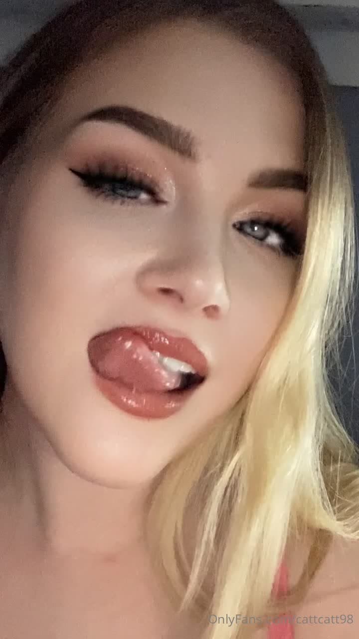 American slut Miss Cox