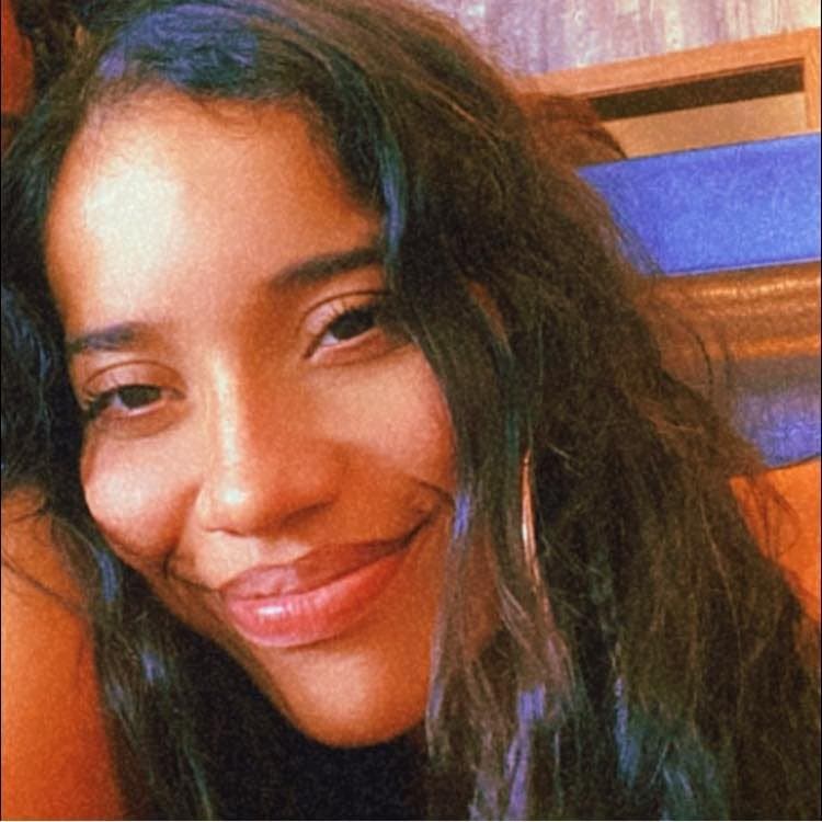 Disclosure #601: Polyamory camming