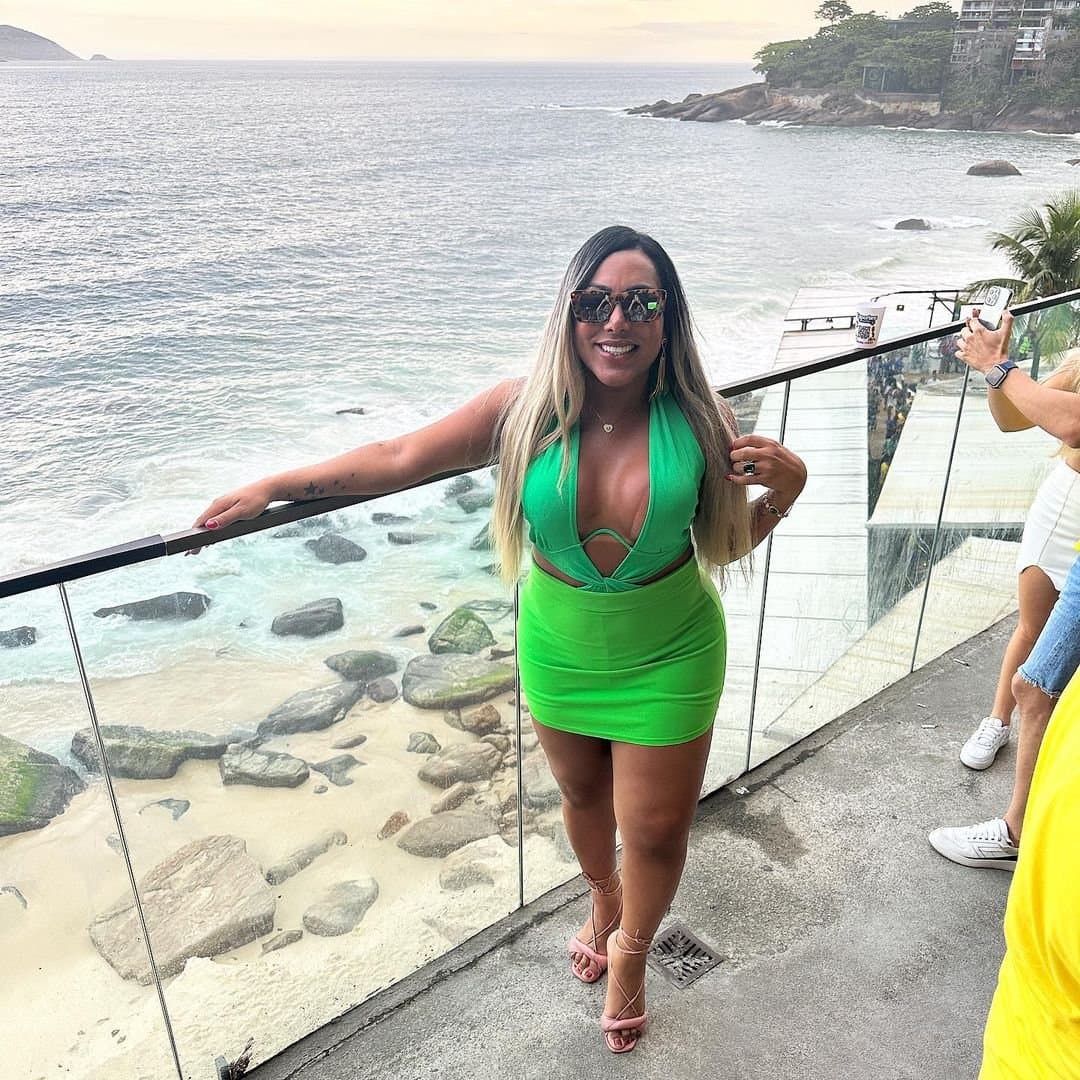 Click to view full size Aylla Gattina Trans Sexy Gostosa Cavala