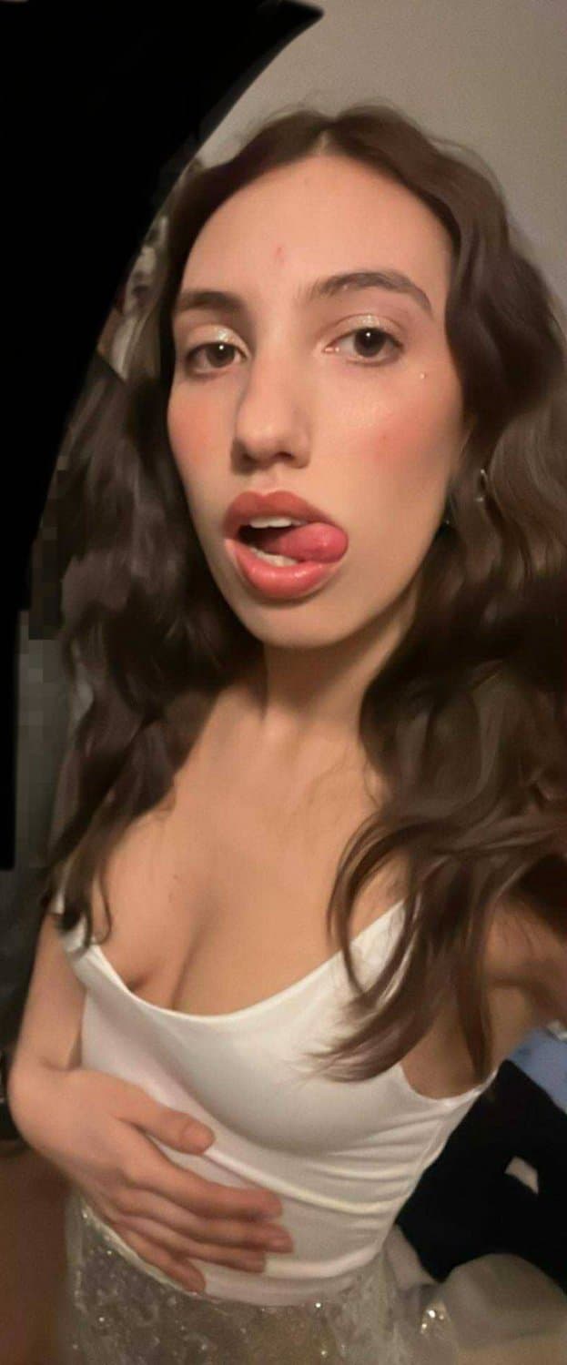 French babe Chloe put on display by fiancée