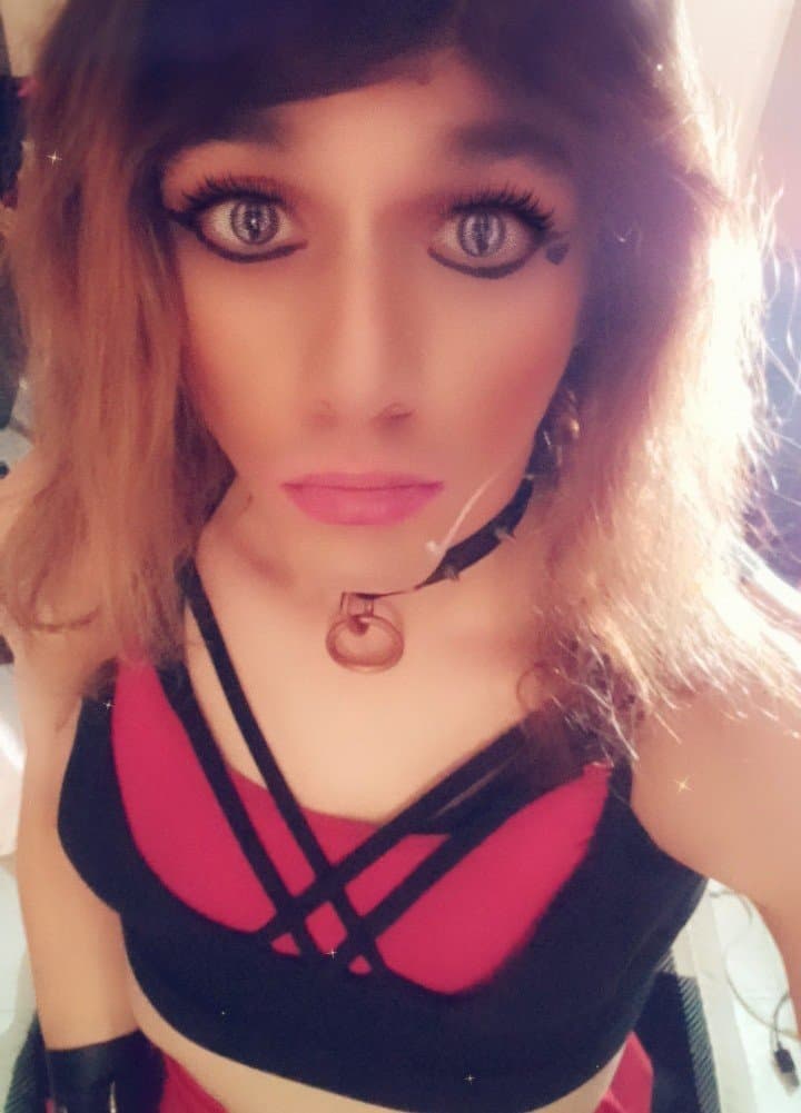 Slutty Femboy SLUT. Horny so all share these limited time