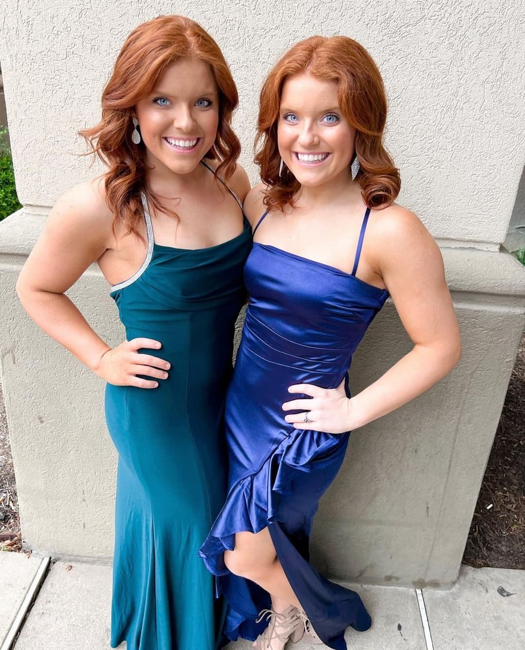 Hot College Bikini Twins (Redheads)(Athletic)