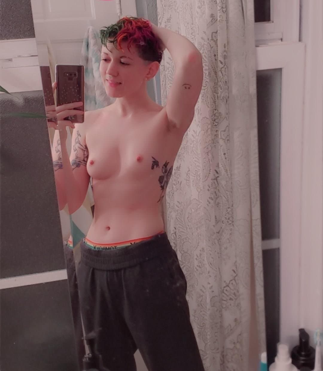 White Stud Dyke Lil Fox