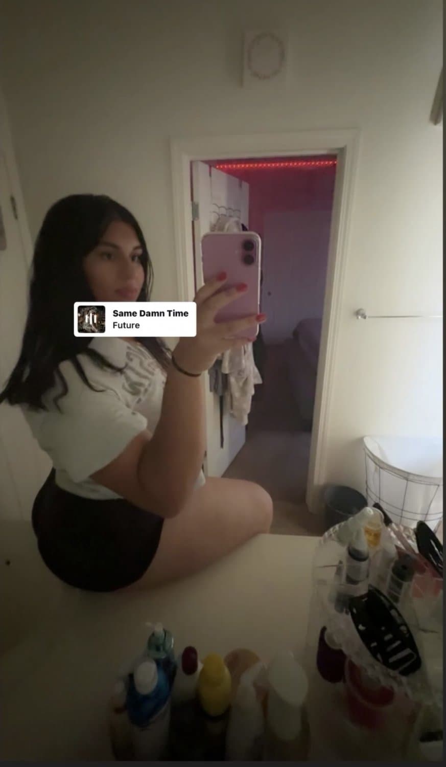 Sexy NRI Indian teen with ugly face but biggest ass ever ??