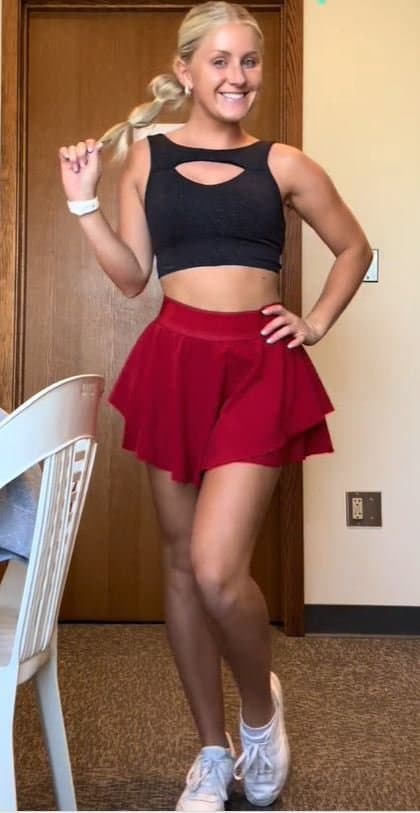 Sexy Sidney - Cheerslut humiliation