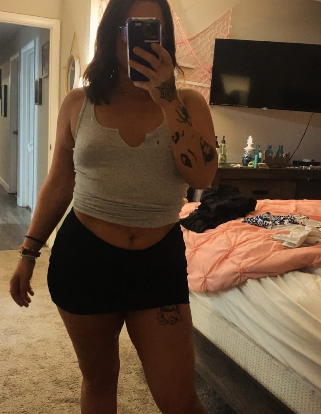 Little sis has a slutty older sis role model