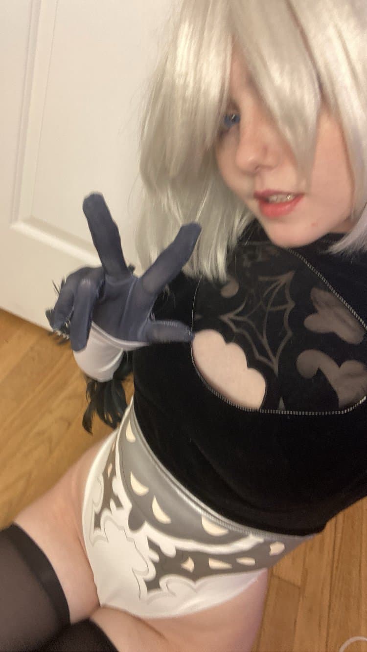 Click to view full size Some 2b cosplays
