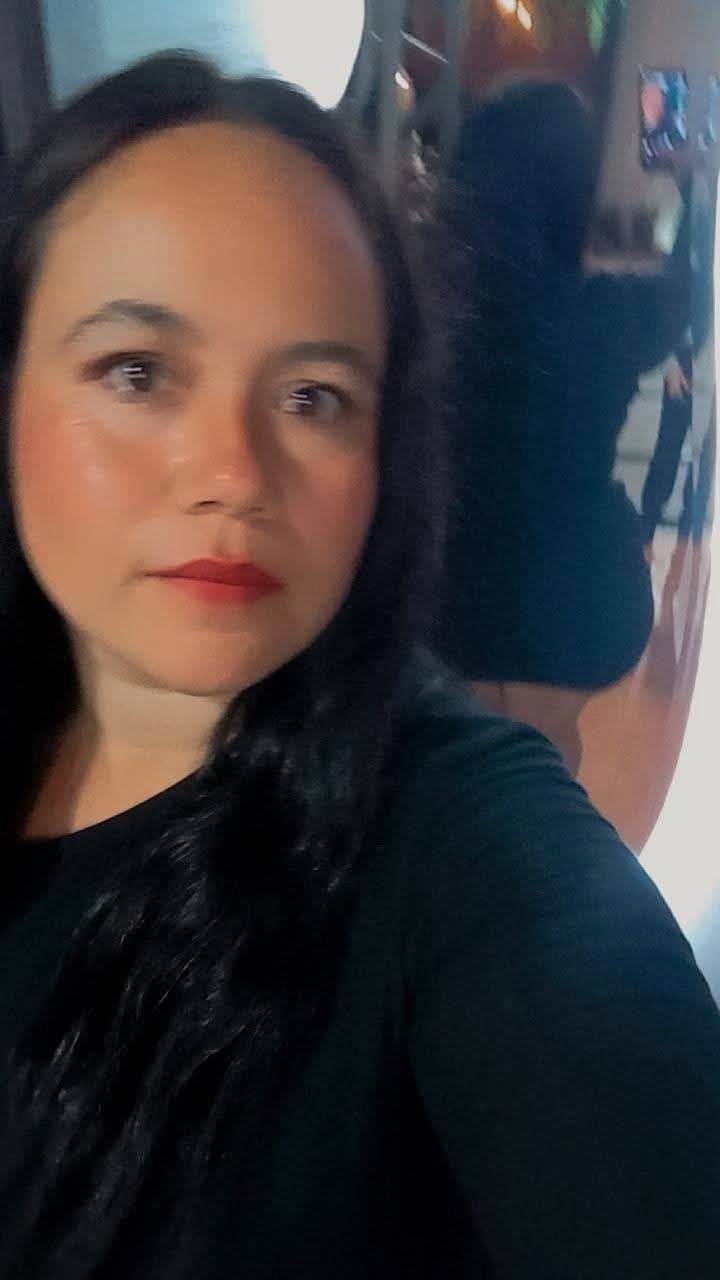 PEAR SHAPE THICK CURVY LATINA SSBBW BIG BOOTY ASS