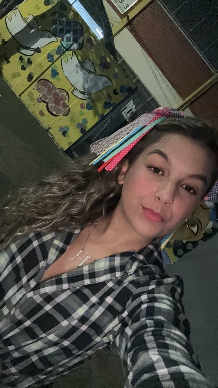 Novinha carioca vazada fodendo