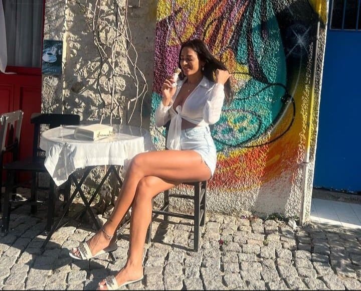 Click to view full size Sexy glamour feet pedicure woman