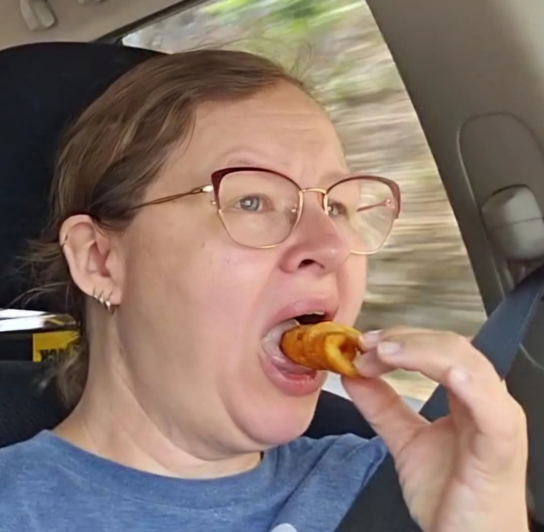 Click to view full size Fat Pig Amber Stuffing her fat face