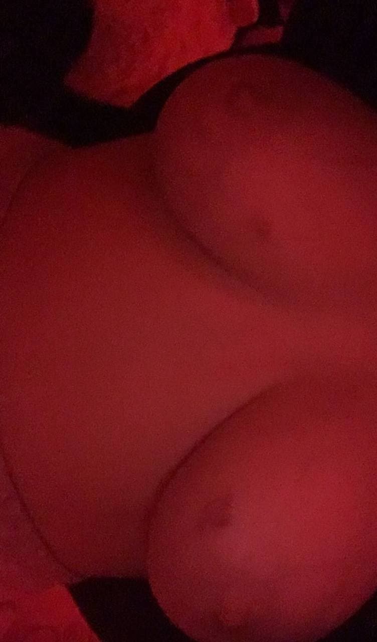 KAYLEIGH CALDERWOOD NAKED