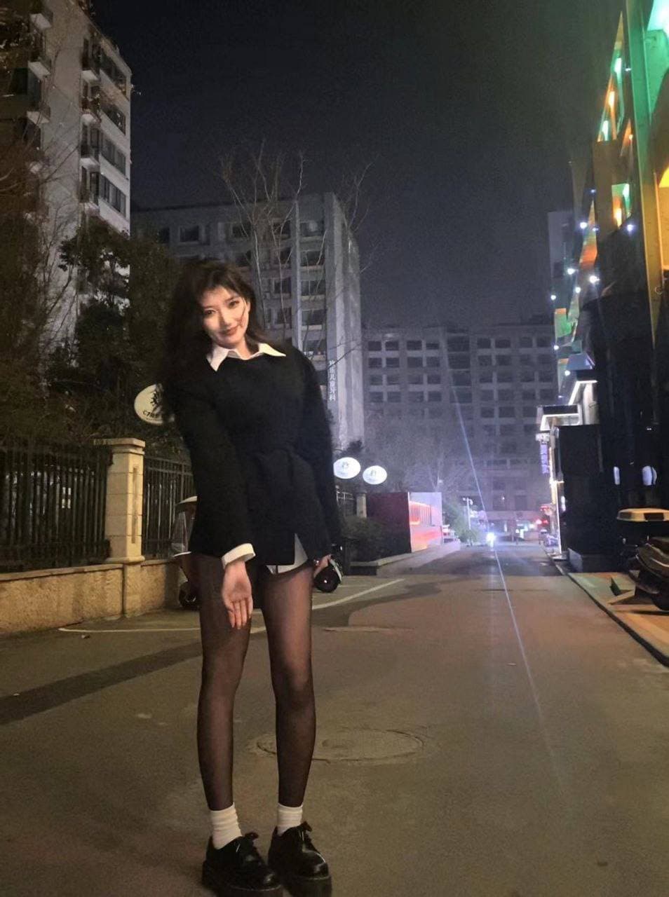 Click to view full size Beautiful Asian secretly does outcall