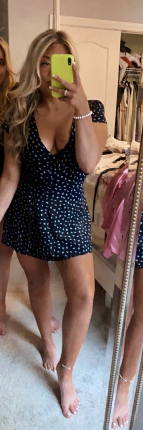 Drunk snowbunny needs both feet & her tight teen pussy covered in cum