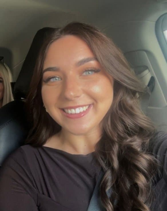 Hot brunette pawg with gorgeous blue eyes uk slut chav