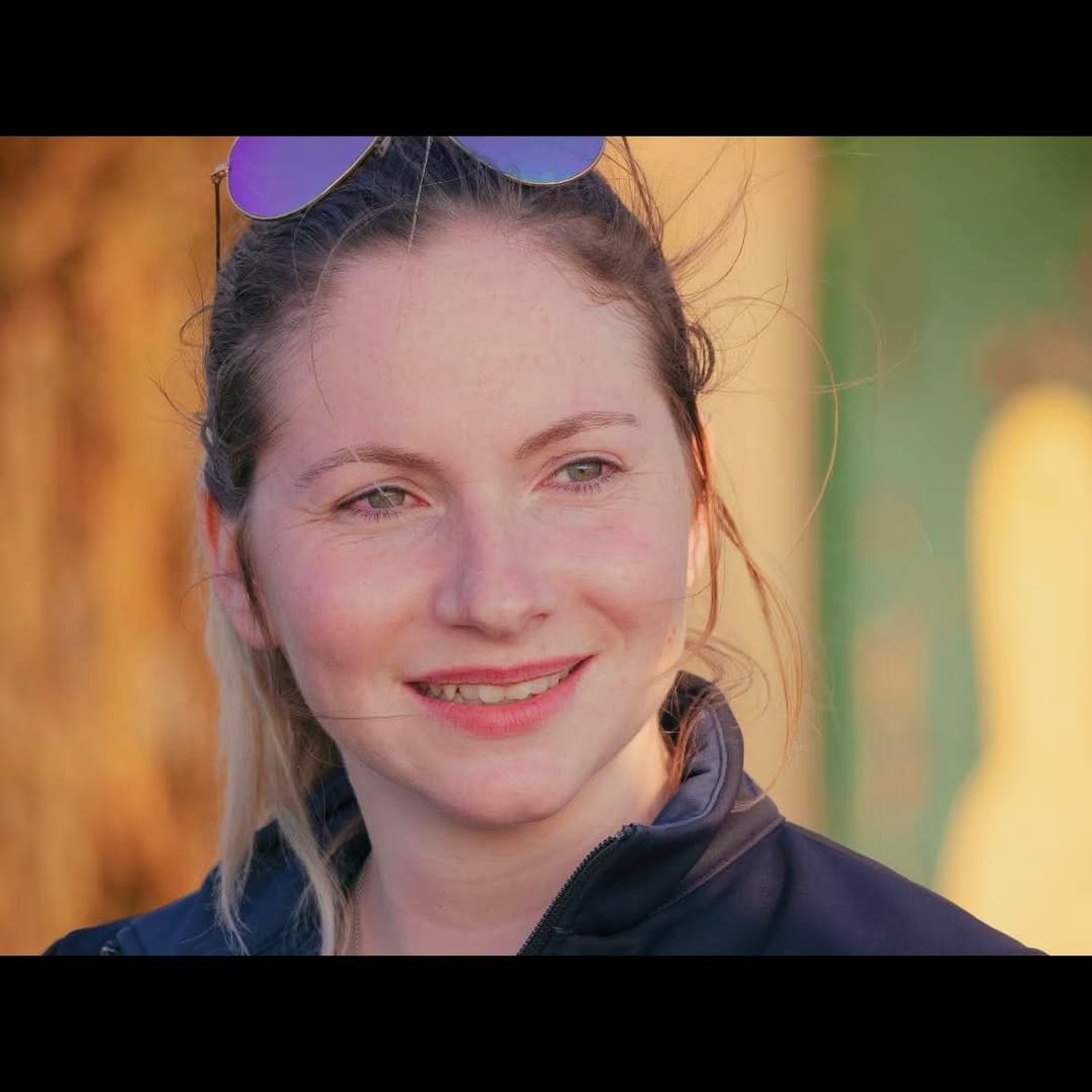 Chienne française à baiser