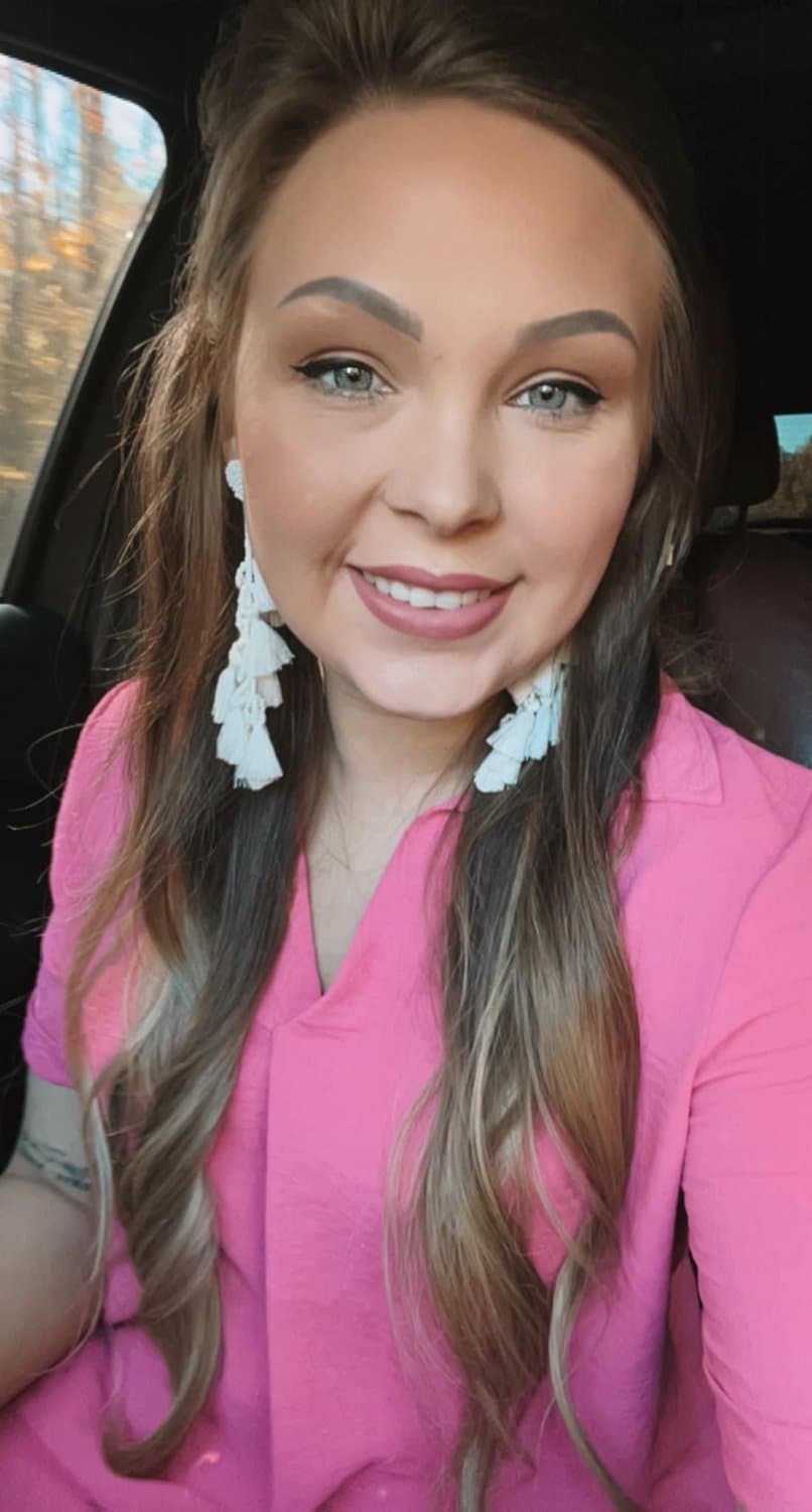 North Louisiana Hotwife makayla with secret only fans shared let’s see who can find it !