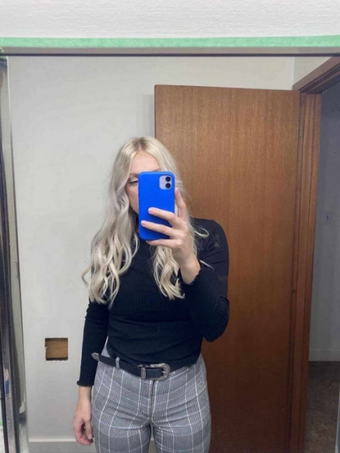 Brooklyn Ann Ellis, 27 from Alberta wants to be famous l kik welderman1420