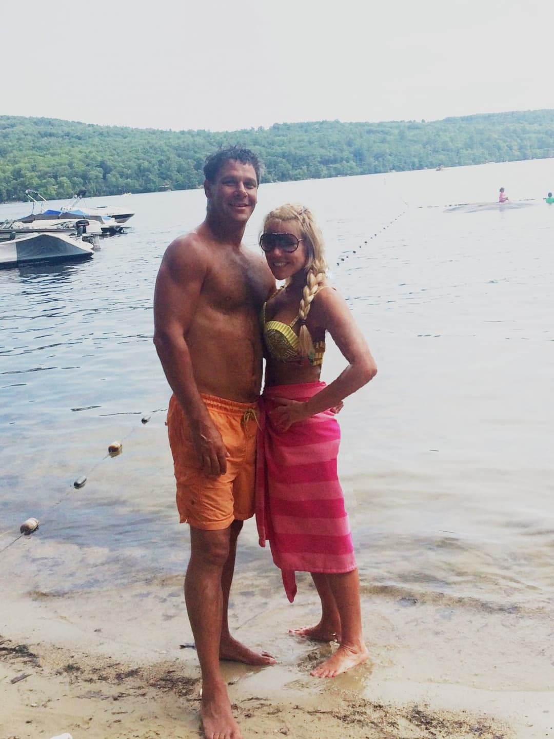 Friends that Play Together, Stay Together