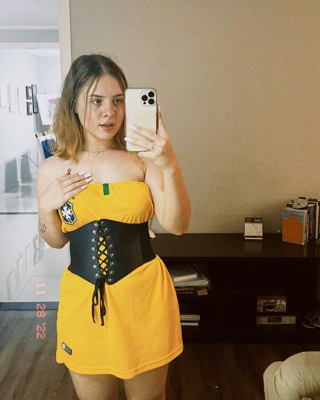 Famozinha do Instagram Malu Paris vazou