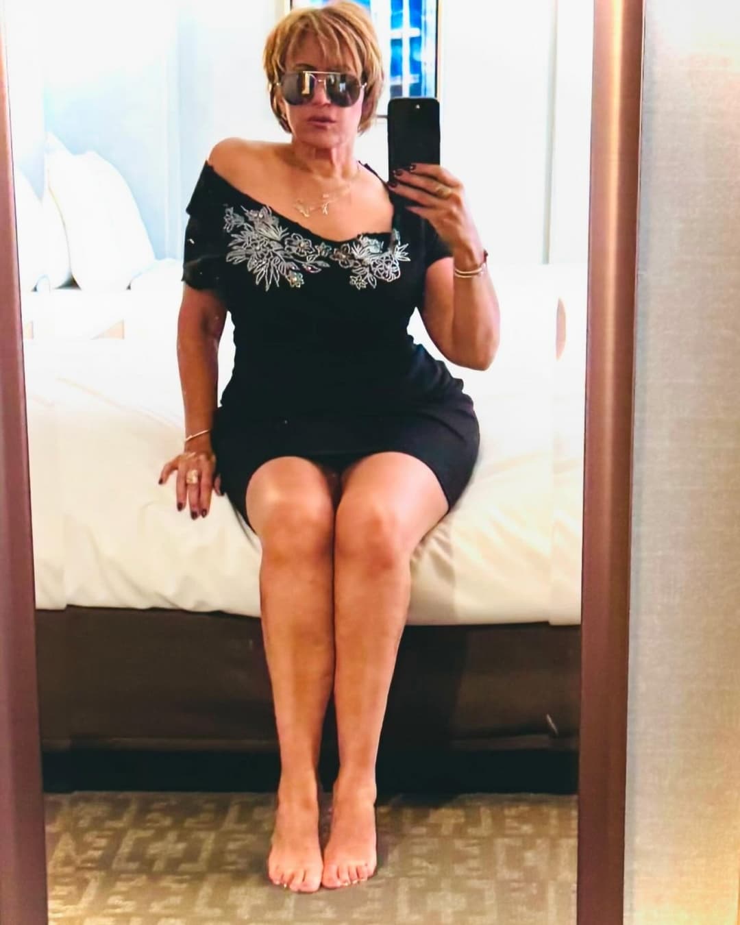 Thick Gilf flight attendant 3