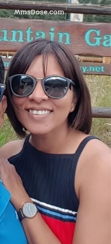 Indian NRI Wife Having Affair with White Guy Giving Blowjob While Talking to Husband and having sex