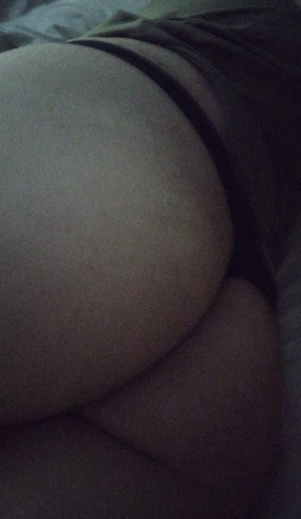 Horny Bitch Nudes