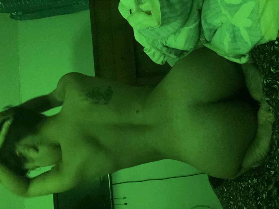 Cute 24yo Dominican ebony Jaden