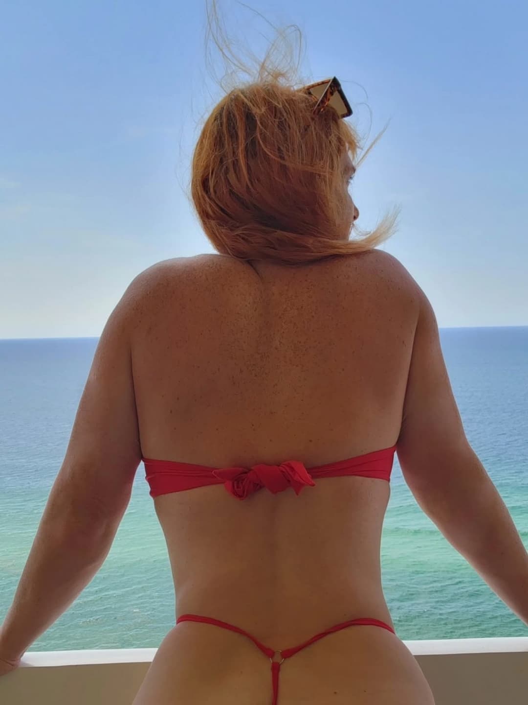 Click to view full size Fay peituda