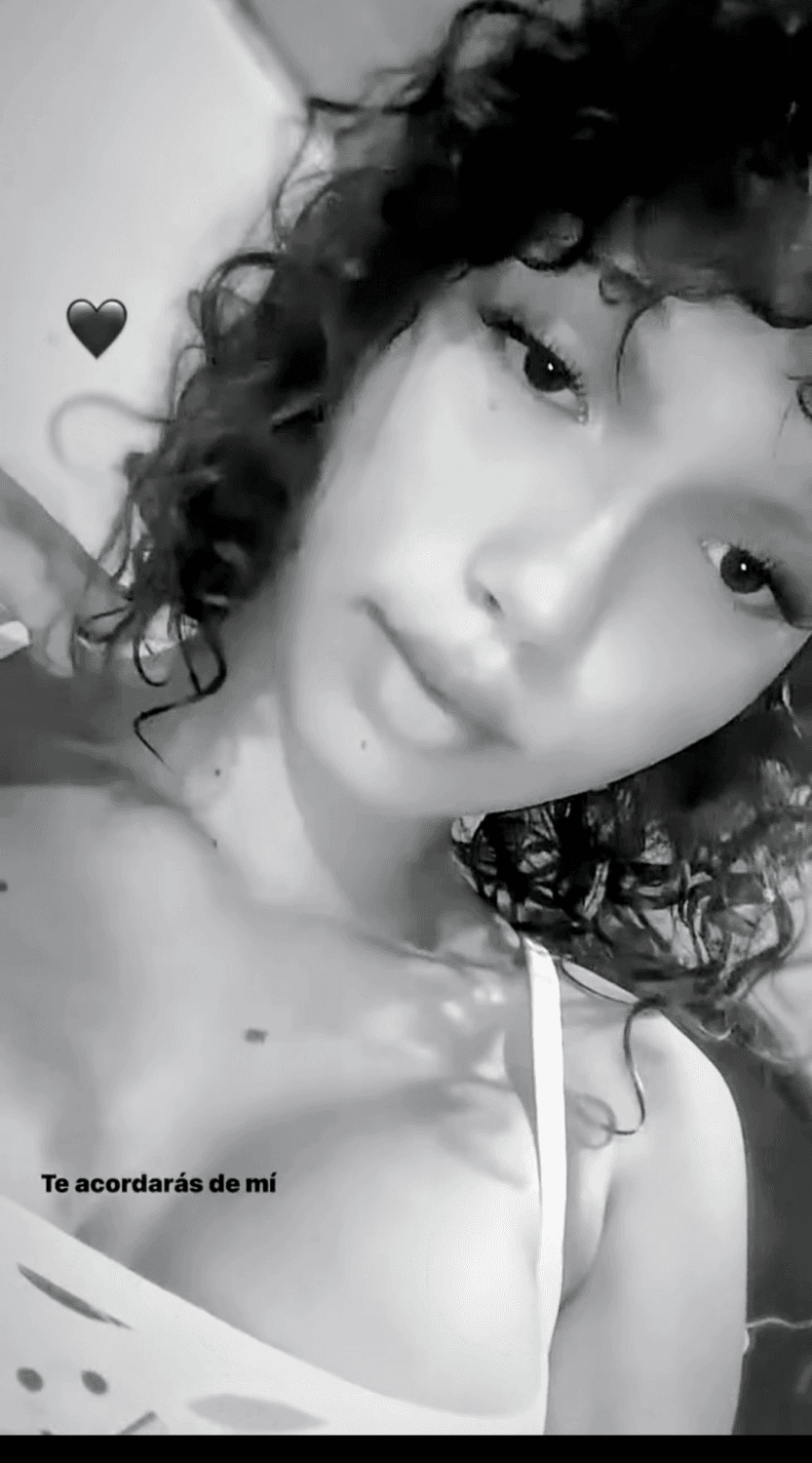 La sexy flaca tica y sus hermanas ?