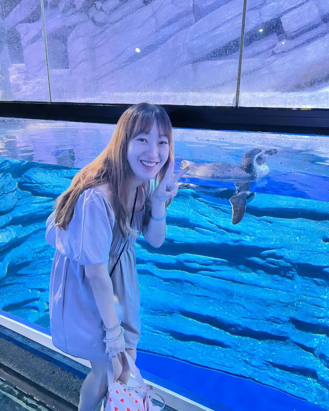 Cute China girl giving blowjob and having sex