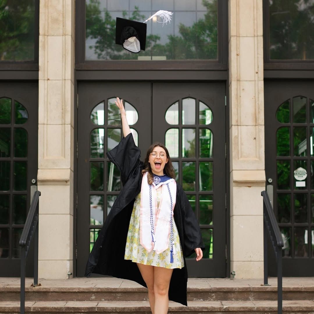 Click to view full size Oklahoma girl K new to anal