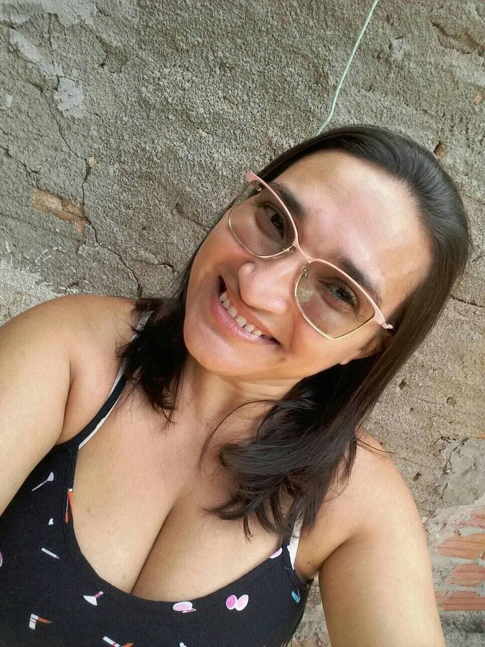 tia Leninha, a tia puta do meu amigo