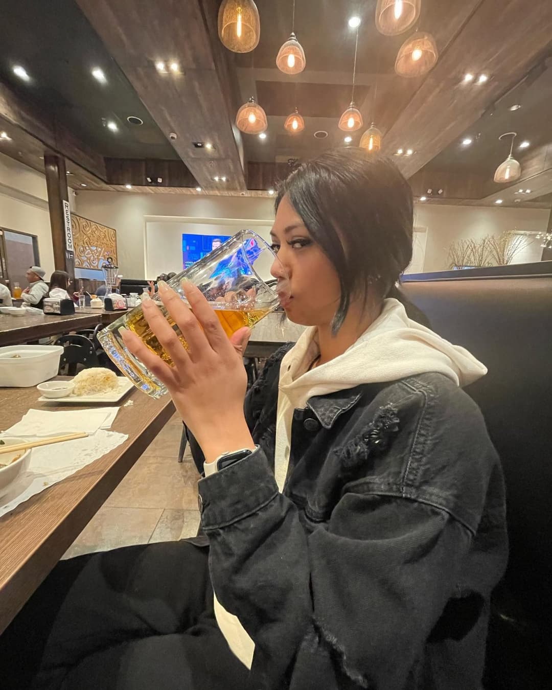 ABG Asia / Local Coffee Shop Girl