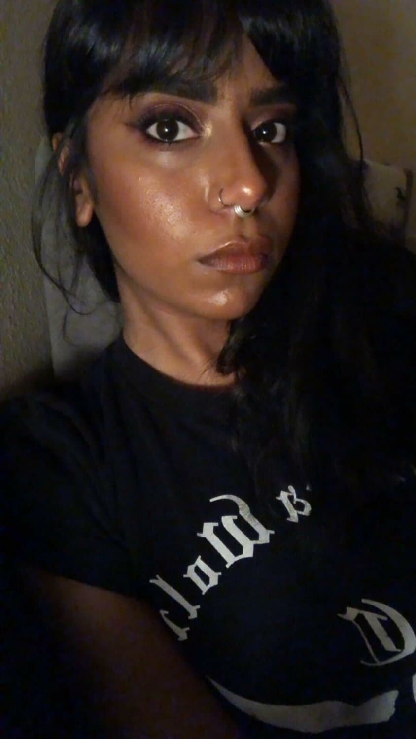 broun girl shoe her sexy curvy body sexy mall