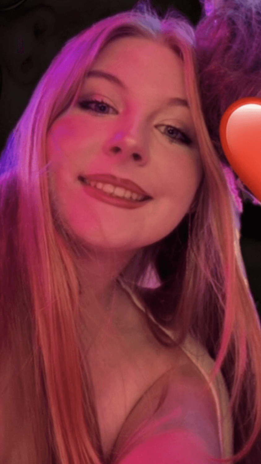 Cute little ginger girlfriend likes to suck cock