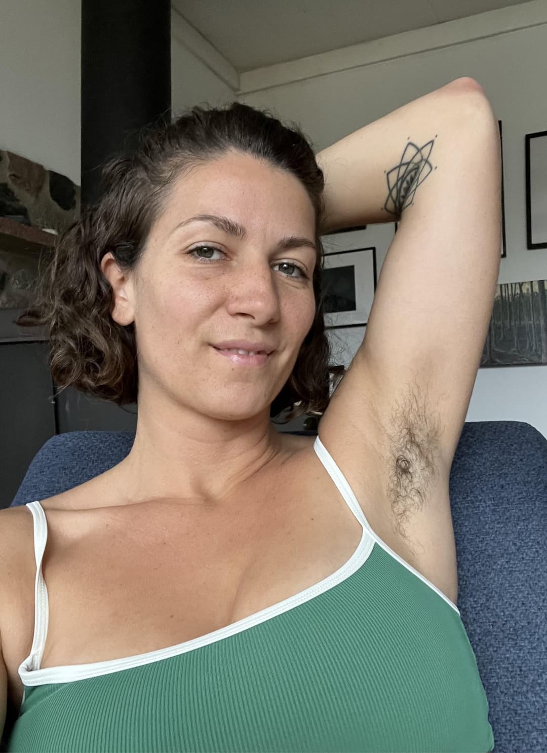 Maple: Fit, Hairy, Armpits, Sweaty