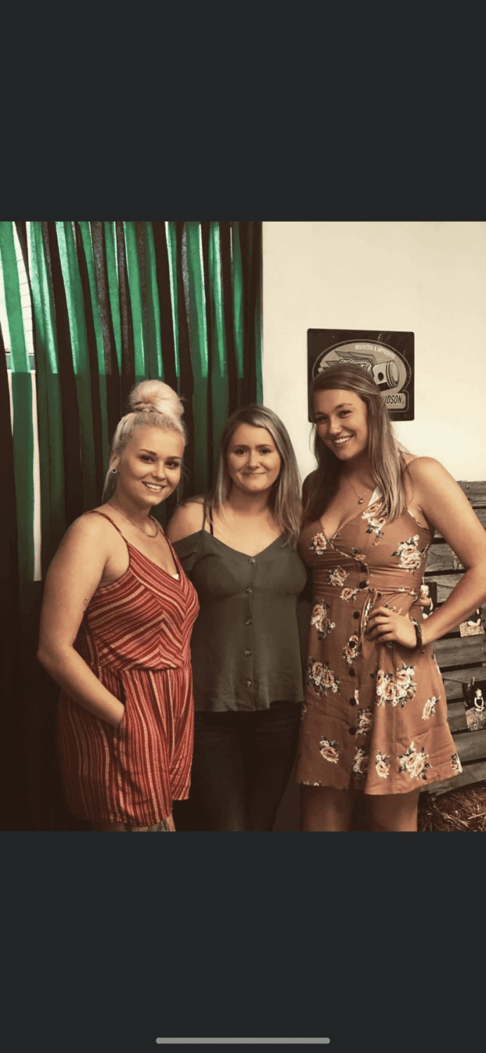 Hometown crush sucked my best friend b4 he slid his cock between her tits a month after being single