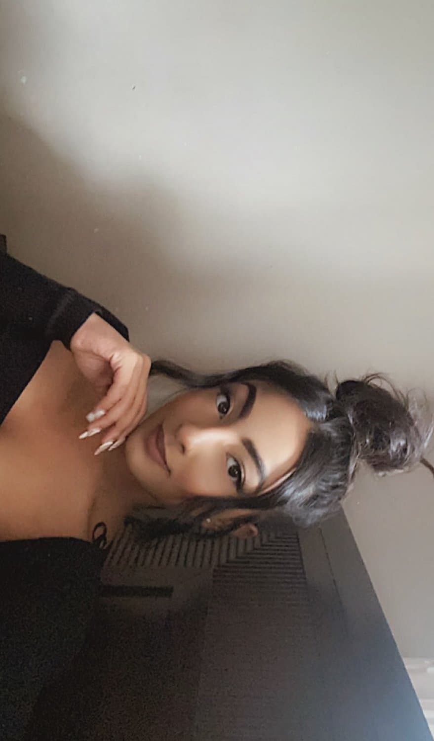 My sexy tamil gyal Lux$!@ from toronto